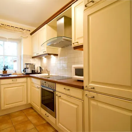 Zander Mit Sauna * بون